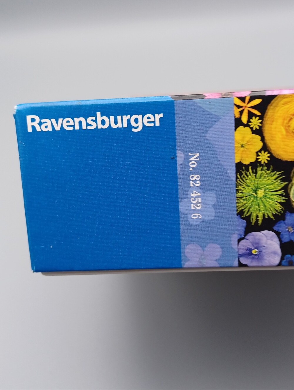 Ravensburger Color Palettes Flower Power Puzzle Complete - Picture 3 of 10